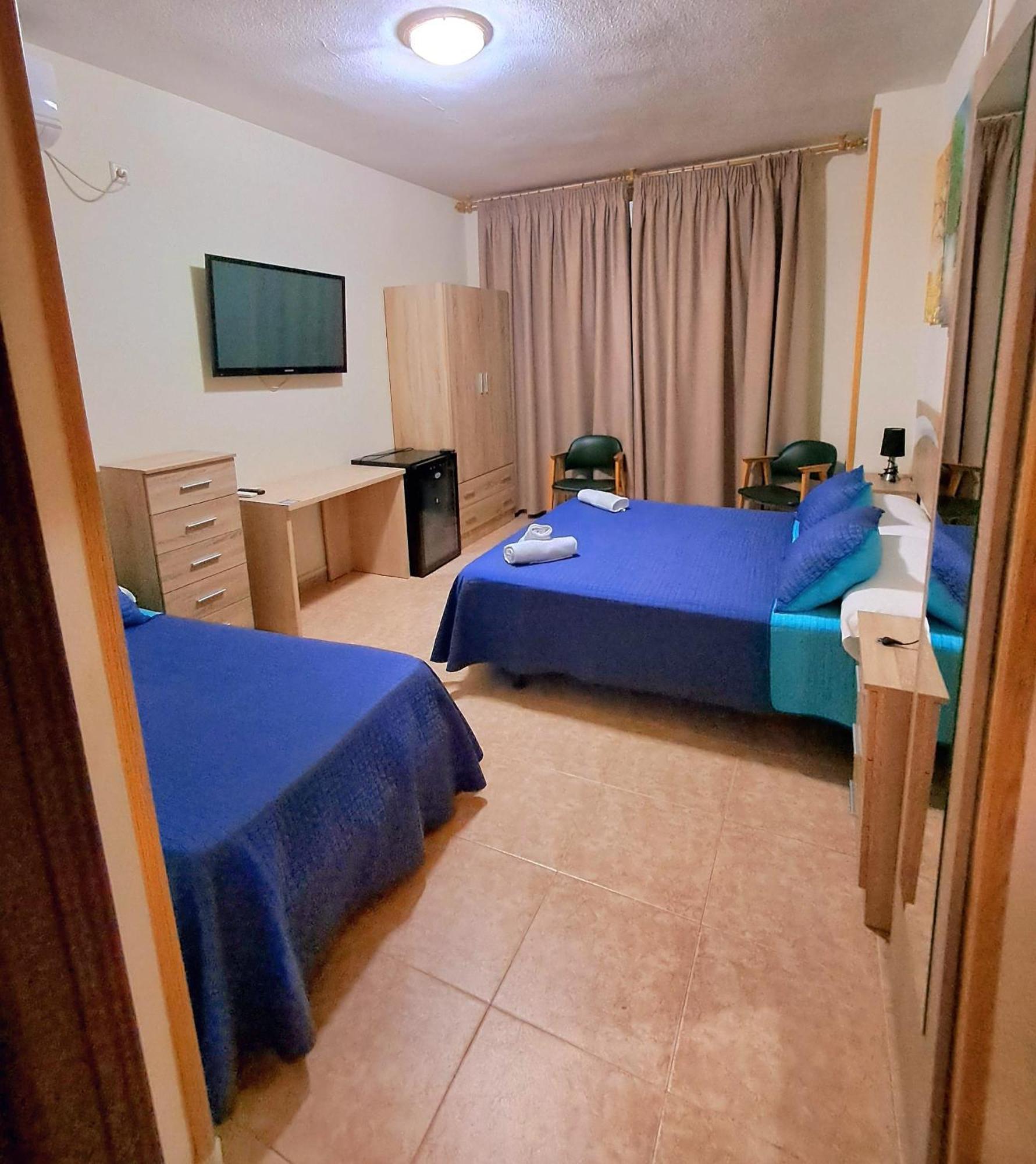 Hostal Dona Maria 발데모로 외부 사진